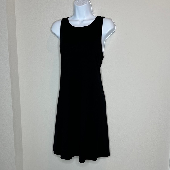 Old Navy Dresses & Skirts - Old Navy Classic Black Mini Dress